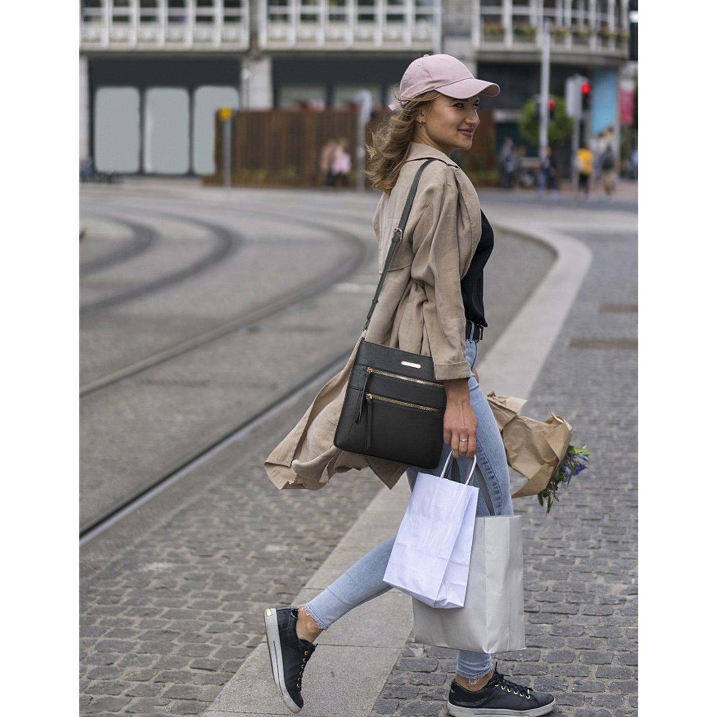 BOSTANTEN Crossbody Bags Purses for Women Trendy Soft Shoulder Handbags with Adjustable Strap Zipper Pocket Medium