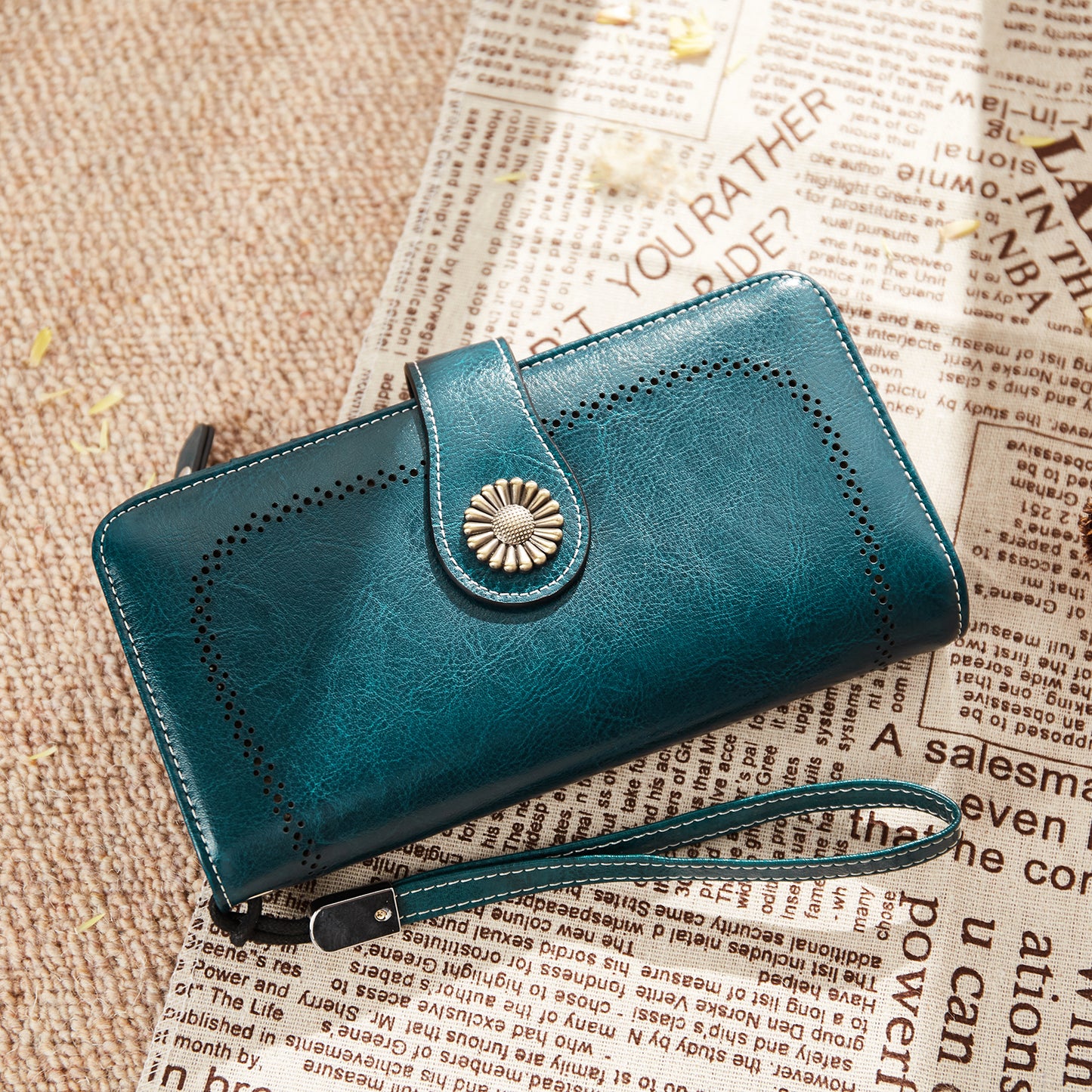 BOSTANTEN Womens Wallet Genuine Leather Large Capacity Wristlet Clutch Purse Credit Card Holder with RFID Blocking